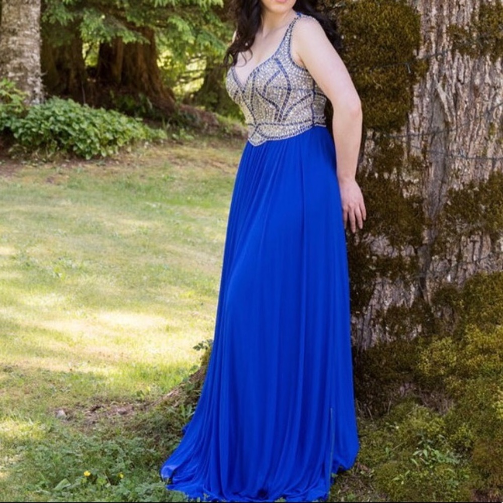 Prom dress